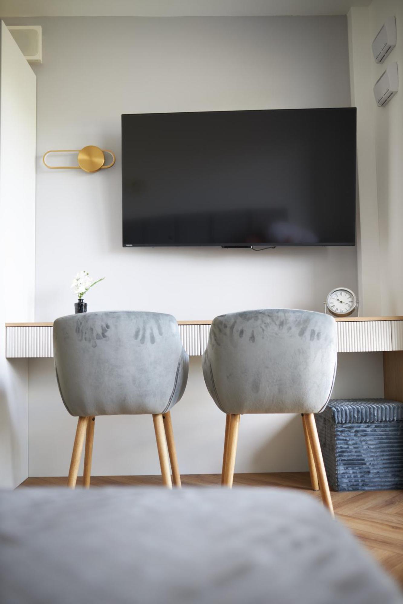 Hello Apartments Pileckiego Warsaw Ngoại thất bức ảnh